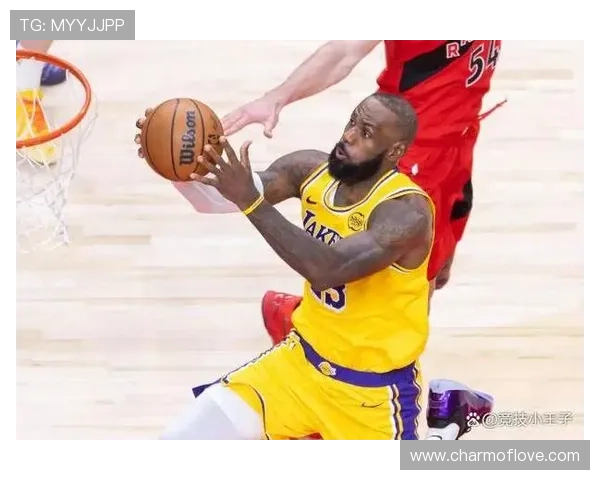 绝杀瞬间引爆全场球星庆祝动作拉满队友蜂拥而上激情拥抱