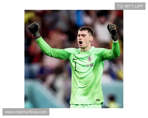 震撼点球大战神级逆天扑救瞬间引爆全场观众热血沸腾狂欢激情时刻